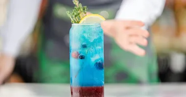 Comment créer des mocktails comme un barman : techniques et astuces