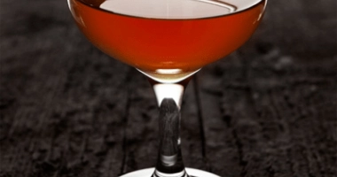 Cocktail dubonnet cocktail