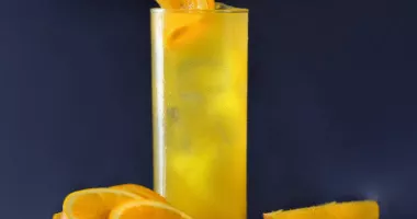 Cocktail screwdriver