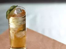 Image du cocktail: a furlong too late