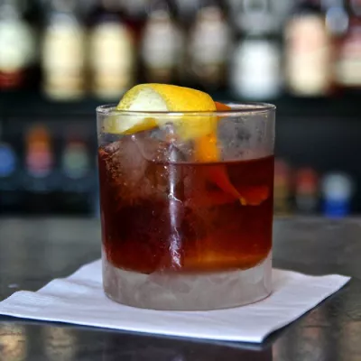 Illustration du cocktail: rum old fashioned