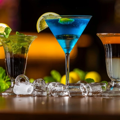 Les 10 types de verres à cocktail les plus utilisés