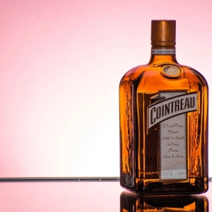 Les secrets du Cointreau : Origines, Fabrication et Cocktails Incontournables